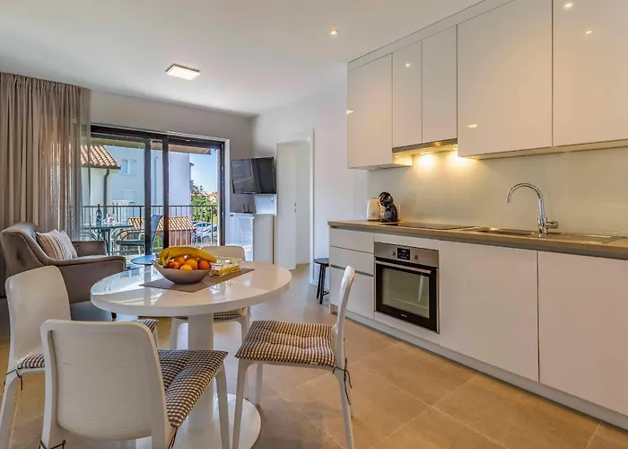 Ap Caci Mit Pool - Istriensonne 0712-0737 * Medulin