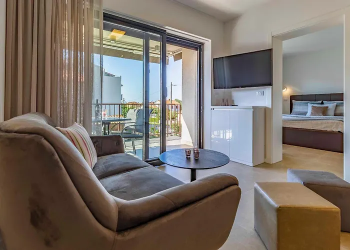 Ap Caci Mit Pool - Istriensonne 0712-0737 Appartement *