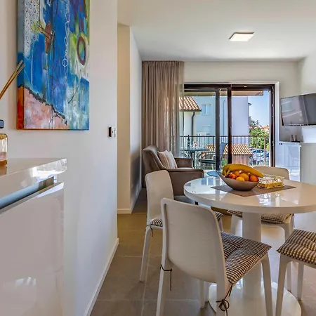 Appartement Ap Caci Mit Pool - Istriensonne 0712-0737 Medulin