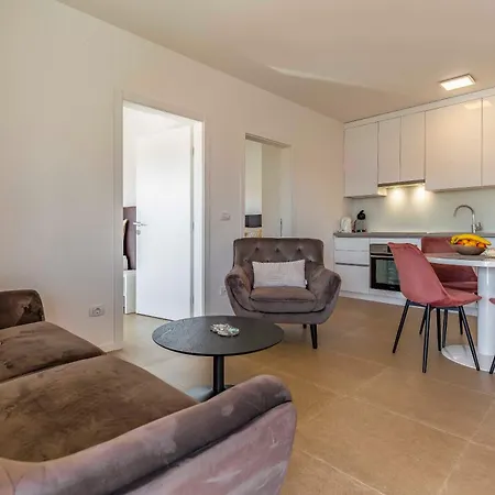 Ap Caci Mit Pool - Istriensonne 0712-0737 Apartment *
